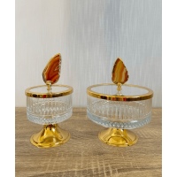 Two pieces decorated with agate stone
